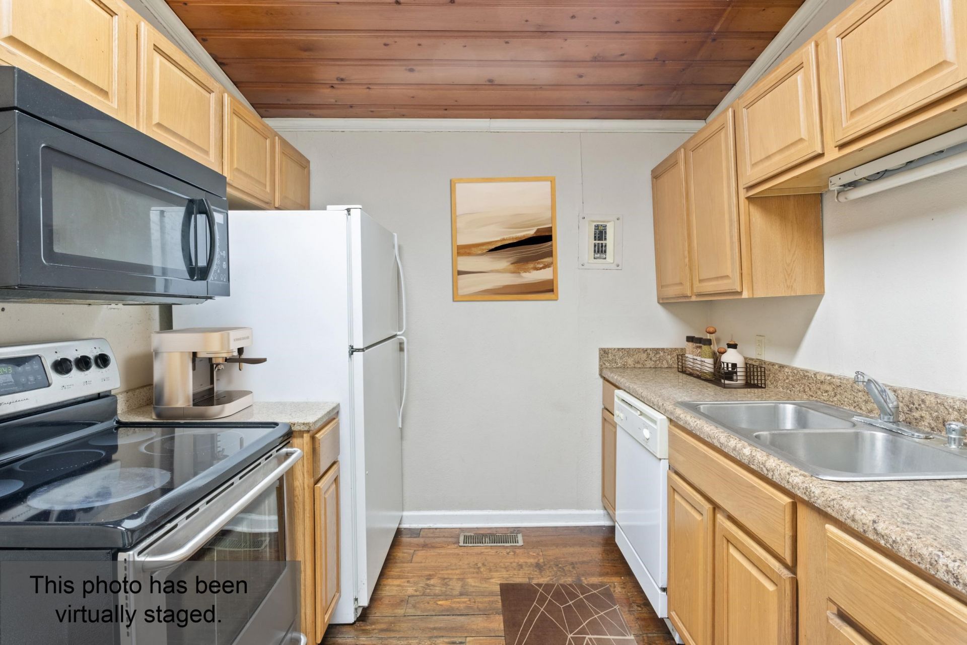 111 N Hollywood Dr.  Photo 15