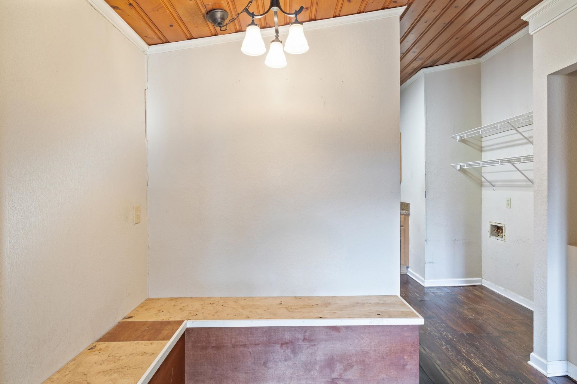 111 N Hollywood Dr.  Photo 21