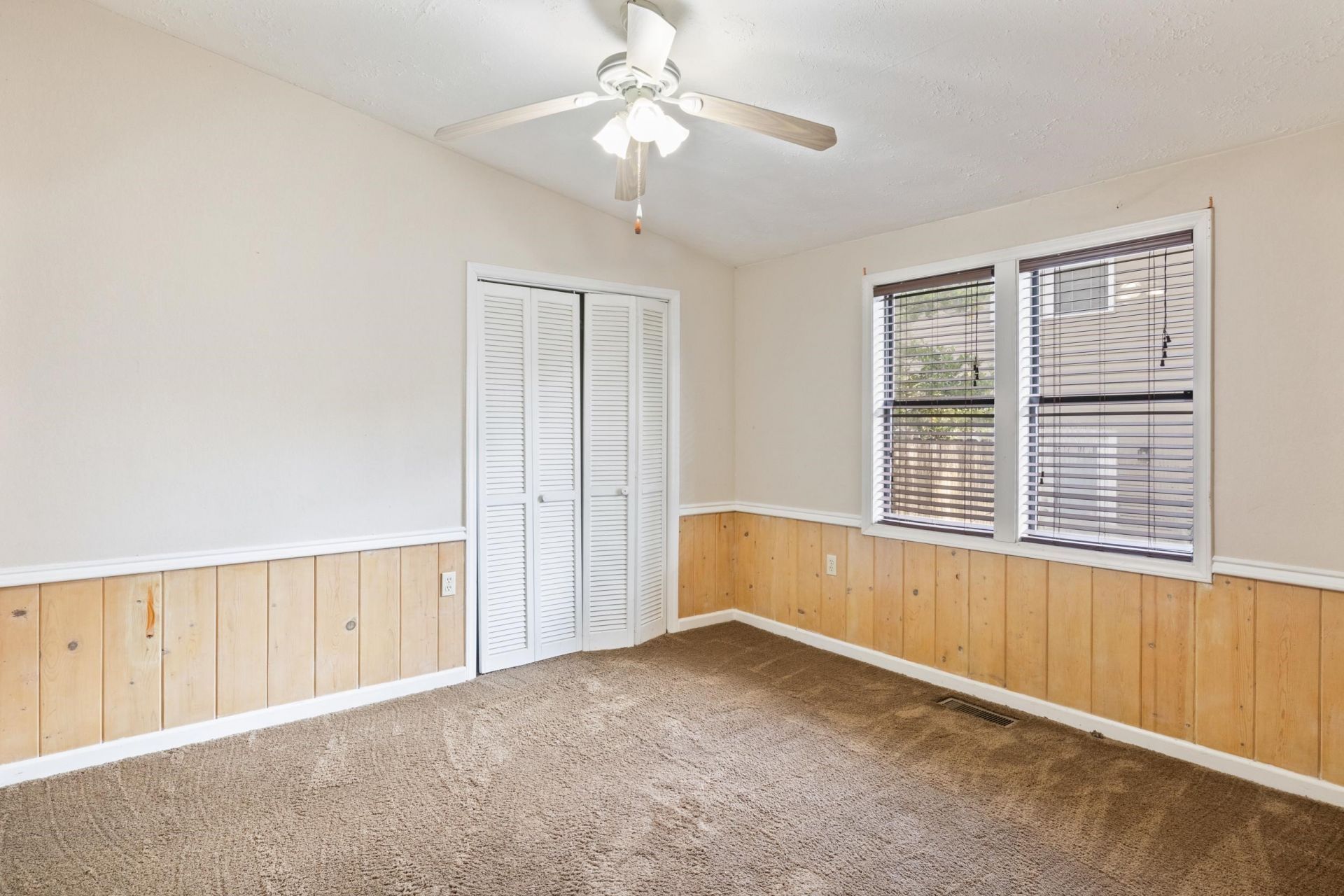 111 N Hollywood Dr.  Photo 22