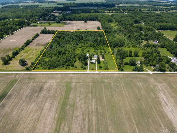 5893 Cribbins Road, Kenockee Township, Mi 48006