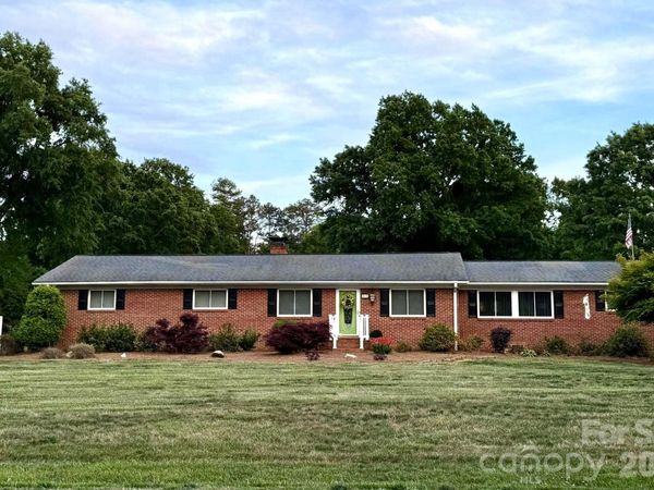 403 W Old Post Road , Cherryville, NC 28021
