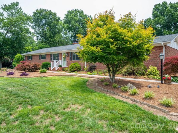 403 W Old Post Road, Cherryville, NC 28021