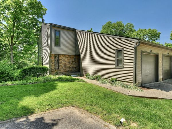 902 Wilderness Hill Court, Villa Hills, KY 41017