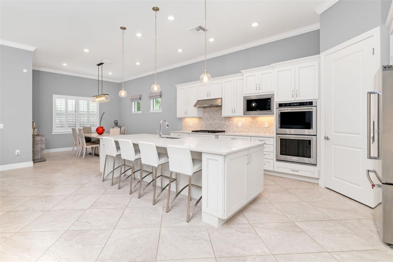 825 Seascape Place, Sarasota, FL 34240 Photo