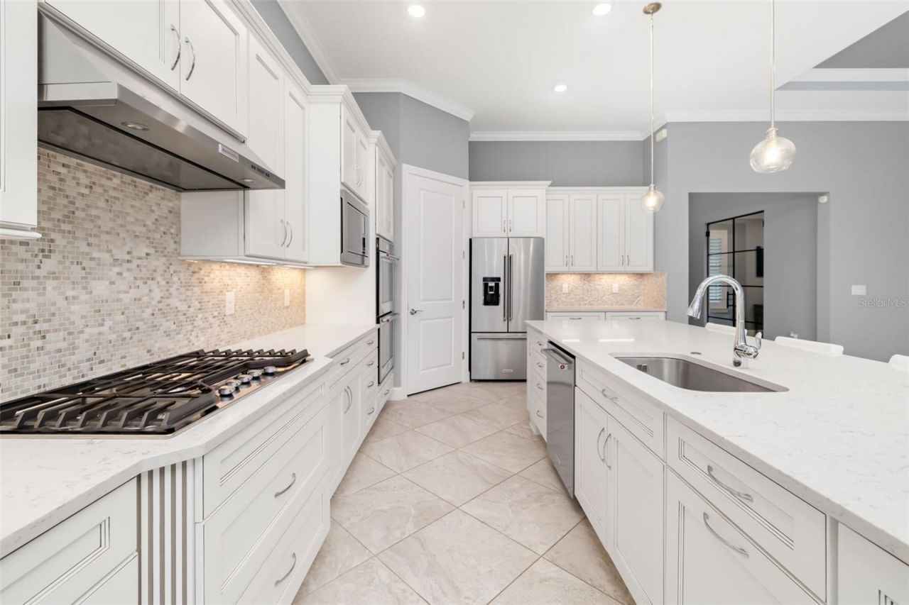 825 Seascape Place, Sarasota, FL 34240 Photo