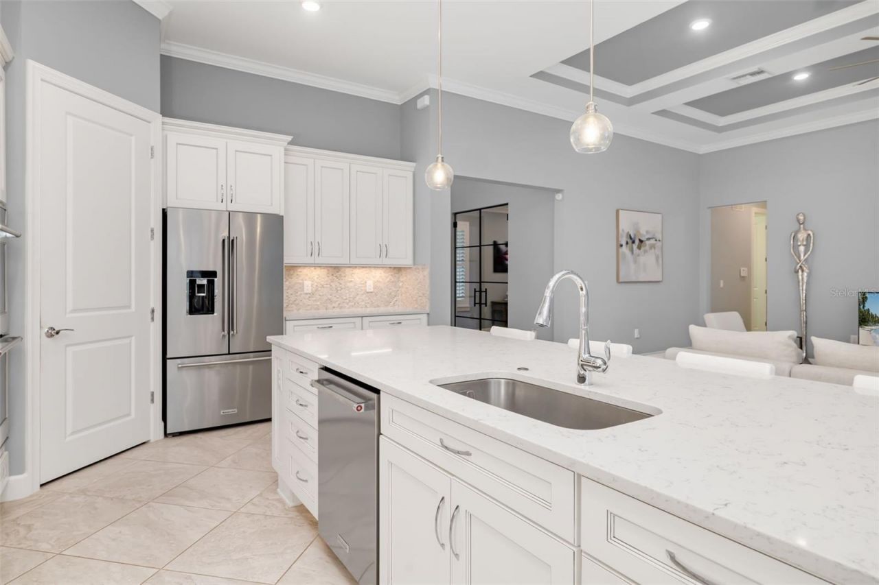 825 Seascape Place, Sarasota, FL 34240 Photo