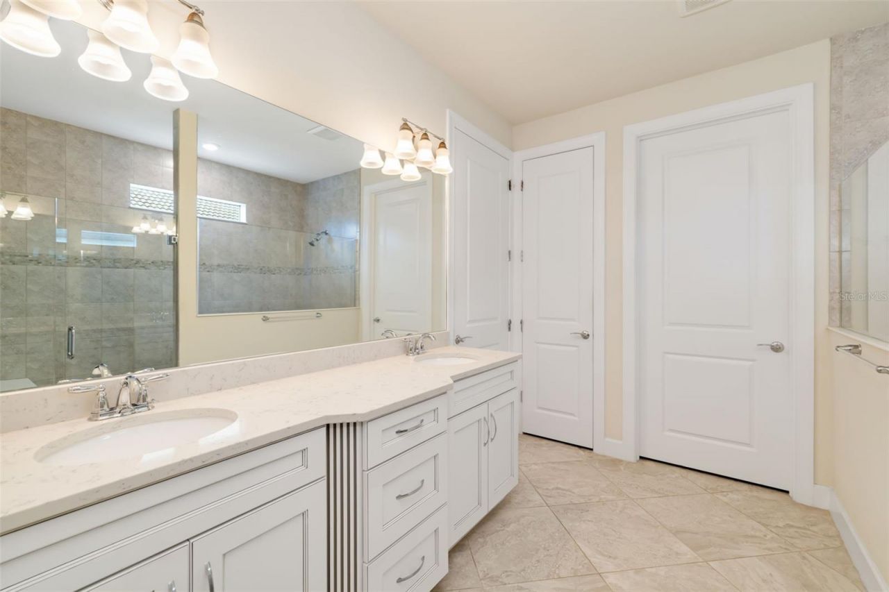 825 Seascape Place, Sarasota, FL 34240 Photo