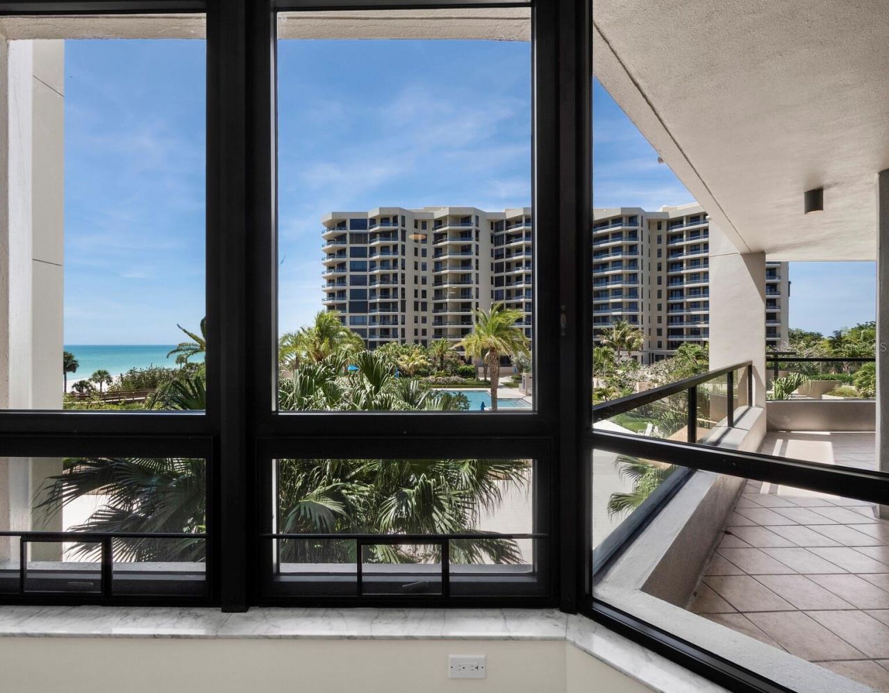 1211 Gulf Of Mexico Drive, Unit 109, Longboat Key, FL 34228 Photo