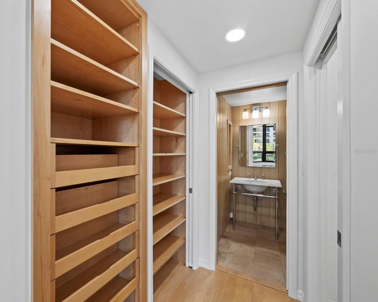 1211 Gulf Of Mexico Drive, Unit 109, Longboat Key, FL 34228 Photo