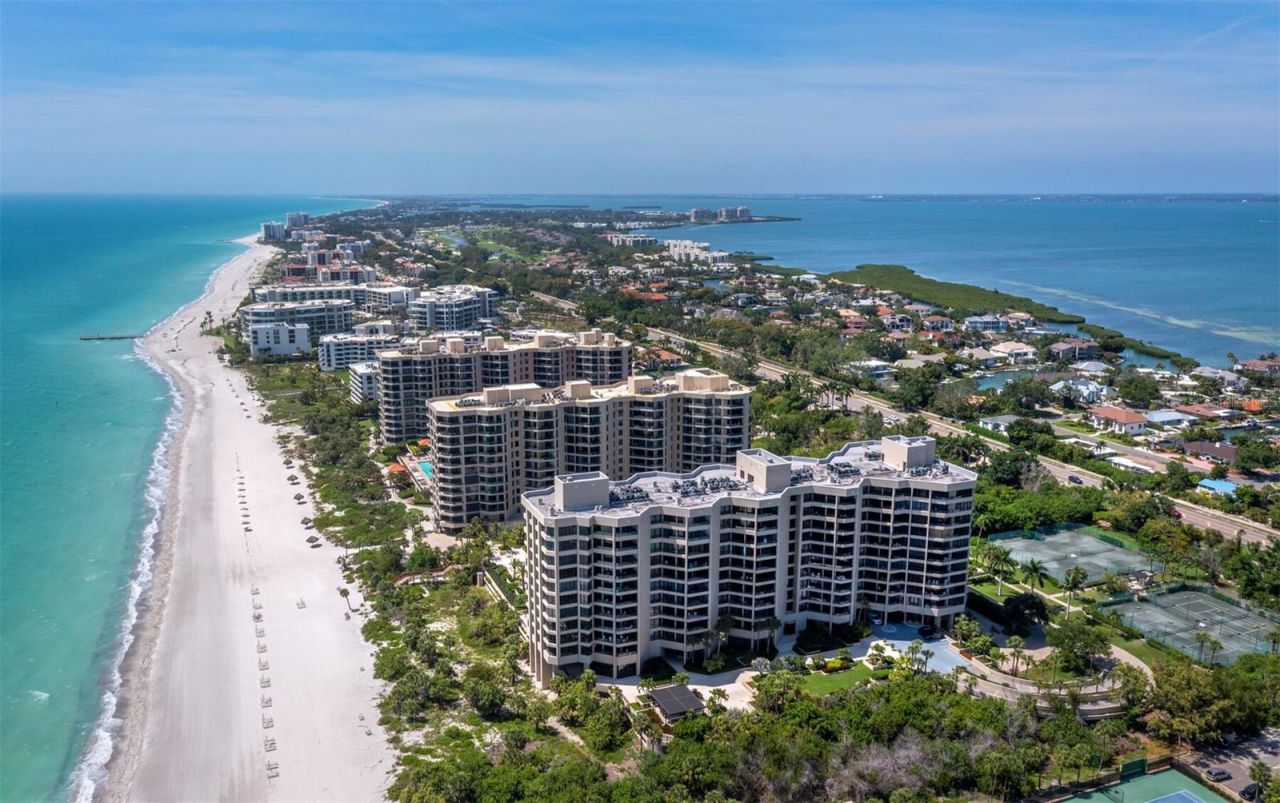 1211 Gulf Of Mexico Drive, Unit 109, Longboat Key, FL 34228 Photo