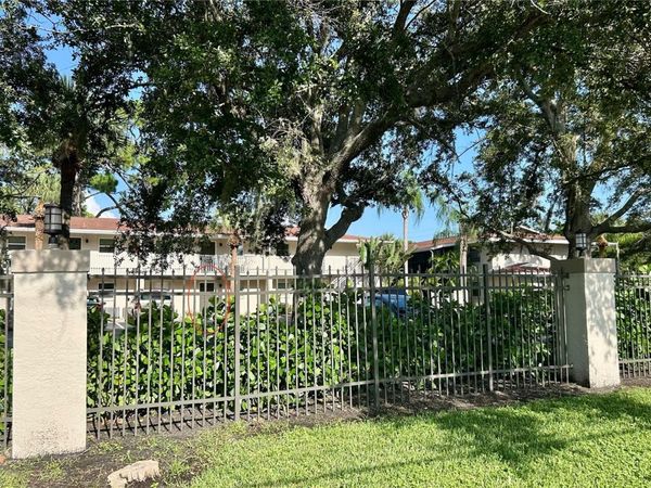 972 LA COSTA CIRCLE, Unit 3, SARASOTA, FL 34237