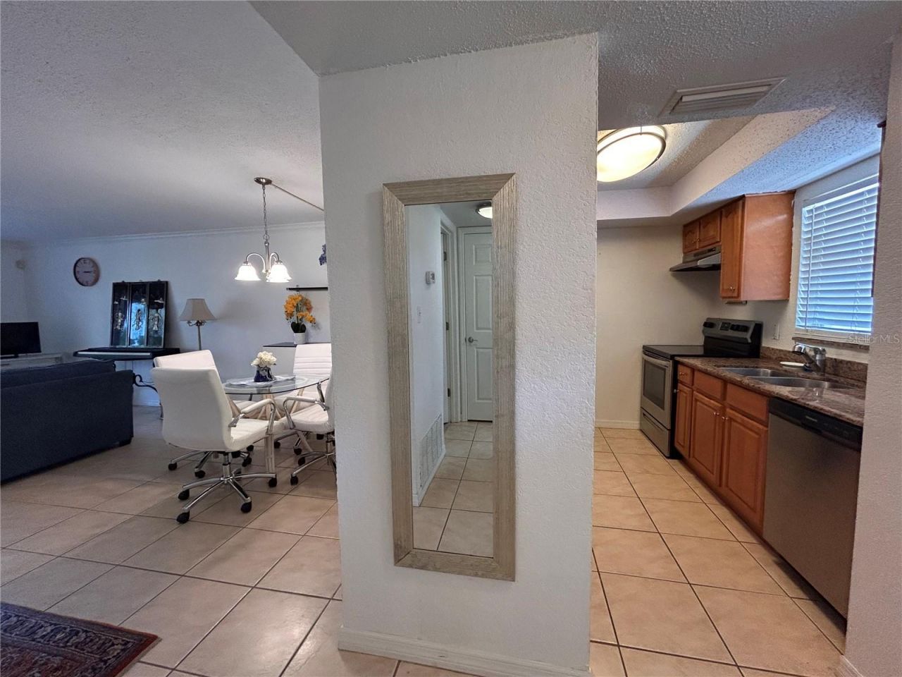 972 La Costa Circle, Unit 3, Sarasota, FL 34237 Photo