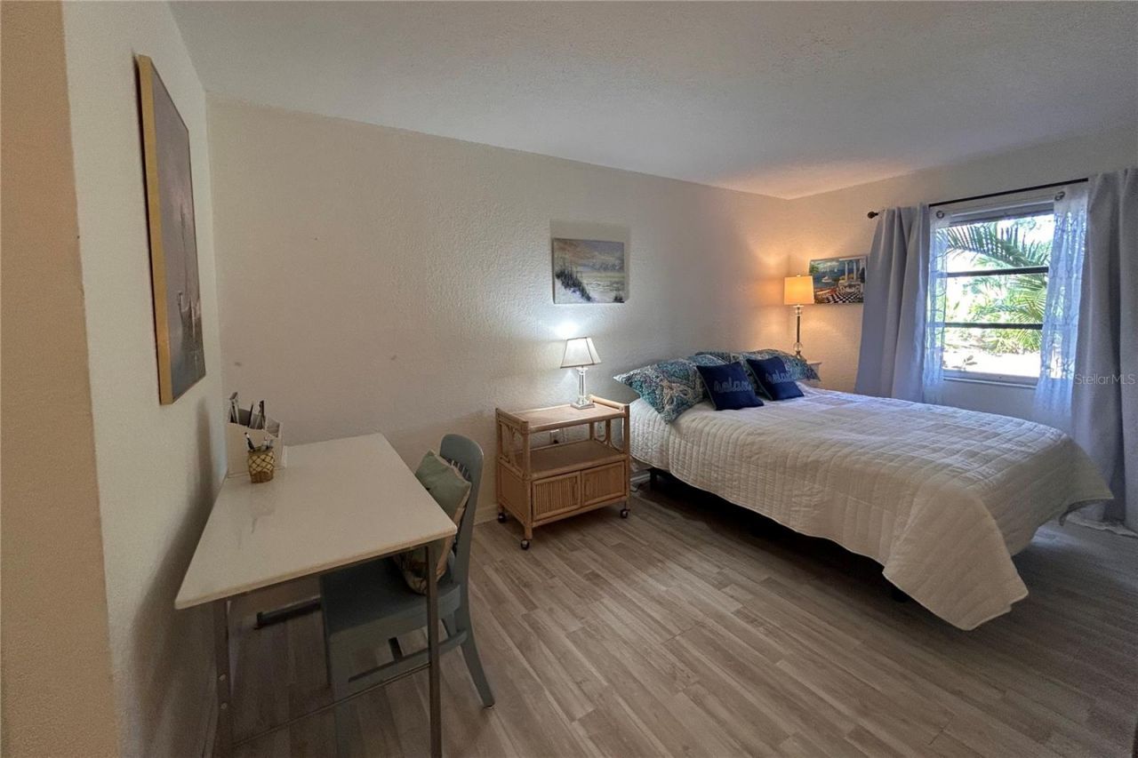 972 La Costa Circle, Unit 3, Sarasota, FL 34237 Photo