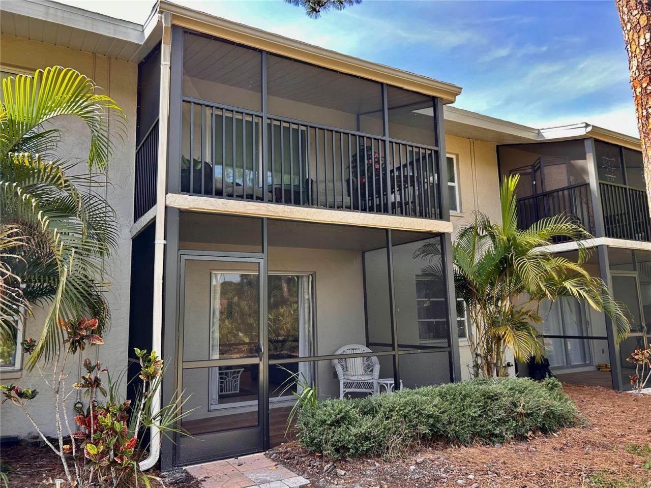 972 La Costa Circle, Unit 3, Sarasota, FL 34237 Photo