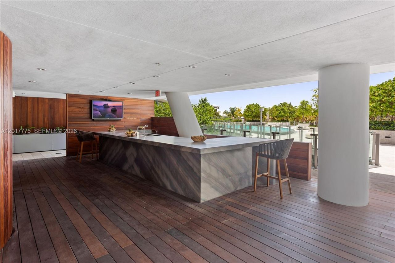 1 Collins Ave , Unit 108, Miami Beach, FL 33139 Photo