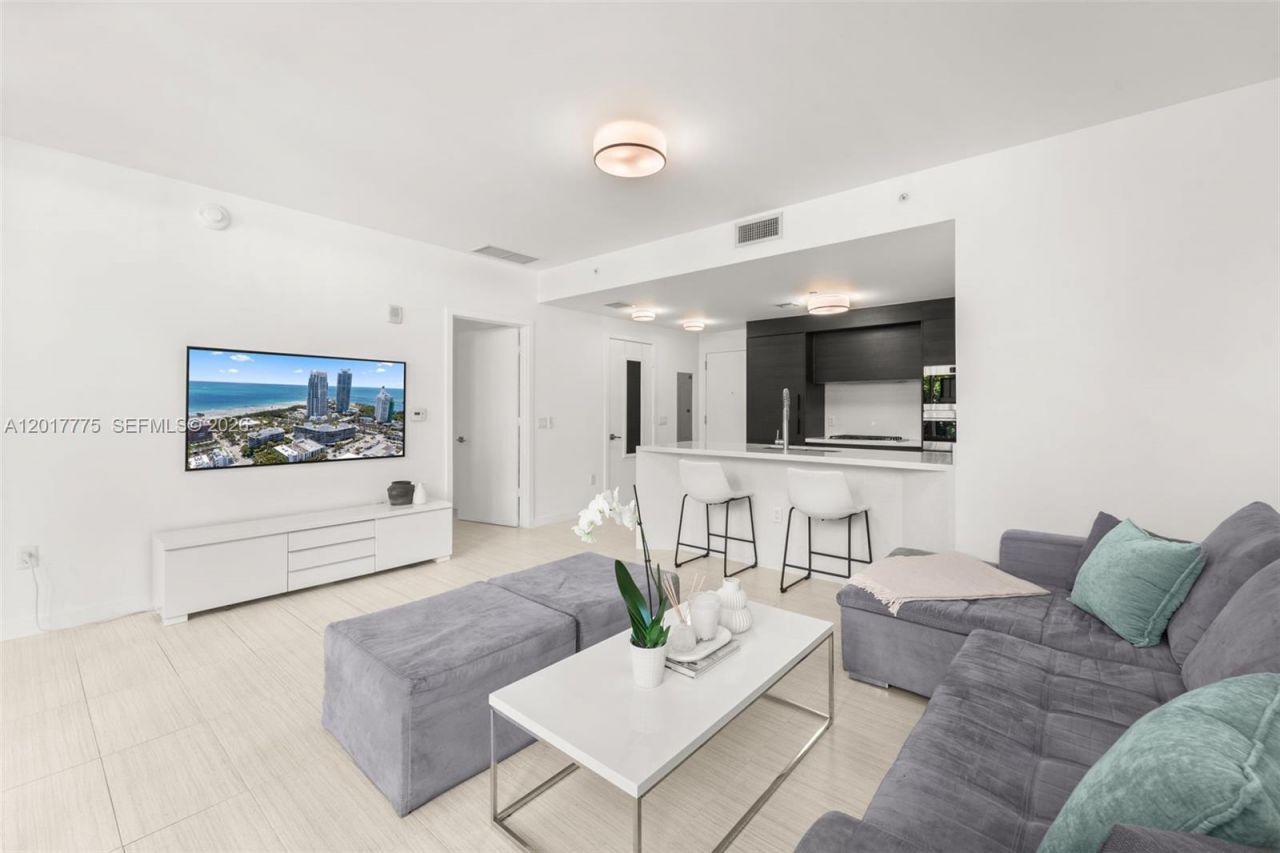 1 Collins Ave , Unit 108, Miami Beach, FL 33139 Photo