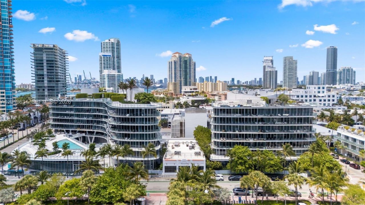 1 Collins Ave , Unit 108, Miami Beach, FL 33139 Photo