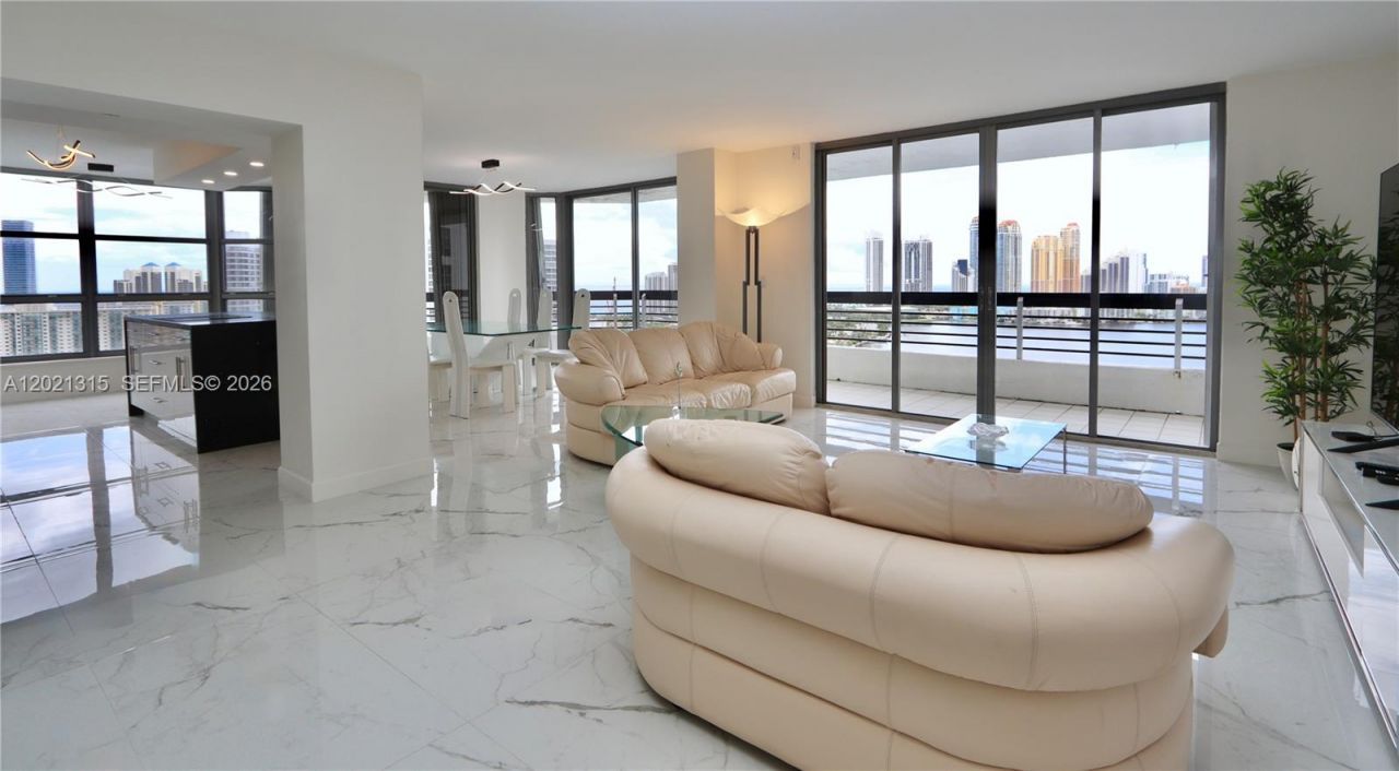 3530 Mystic Pointe Dr , Unit 2510, Aventura, FL 33180 Photo