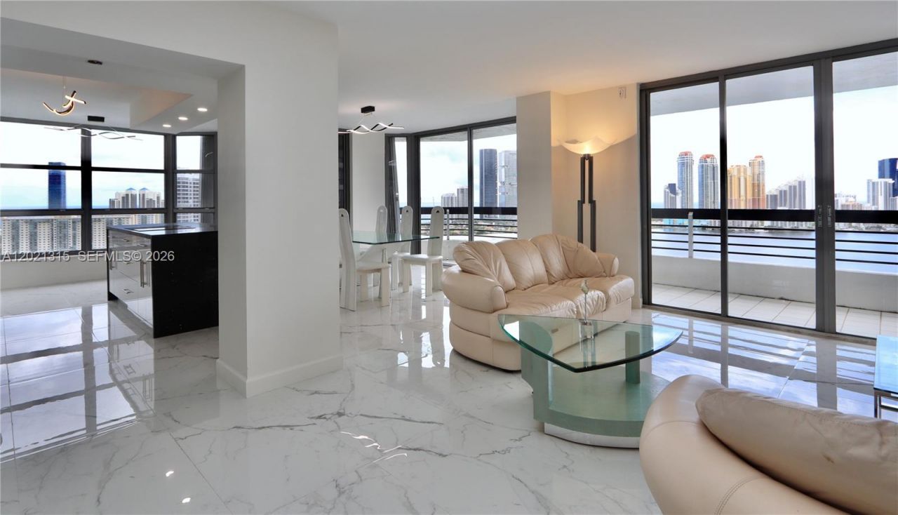 3530 Mystic Pointe Dr , Unit 2510, Aventura, FL 33180 Photo