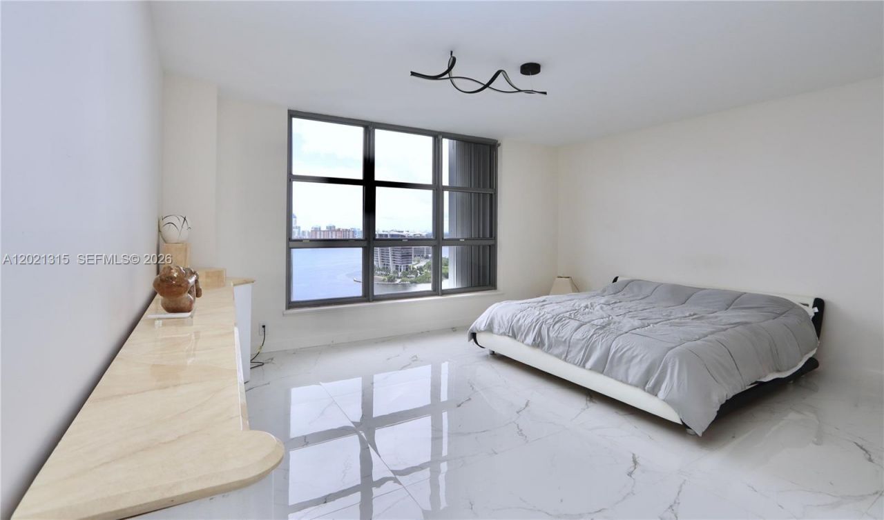 3530 Mystic Pointe Dr , Unit 2510, Aventura, FL 33180 Photo