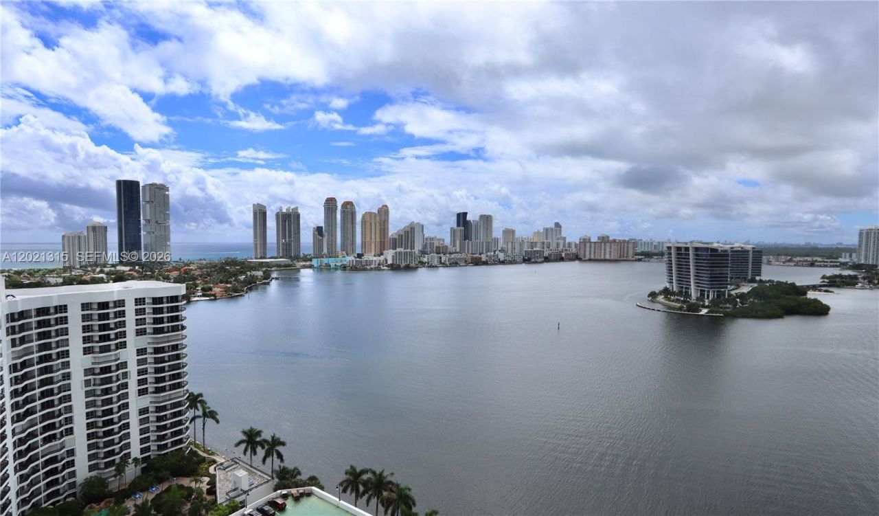 3530 Mystic Pointe Dr , Unit 2510, Aventura, FL 33180 Photo