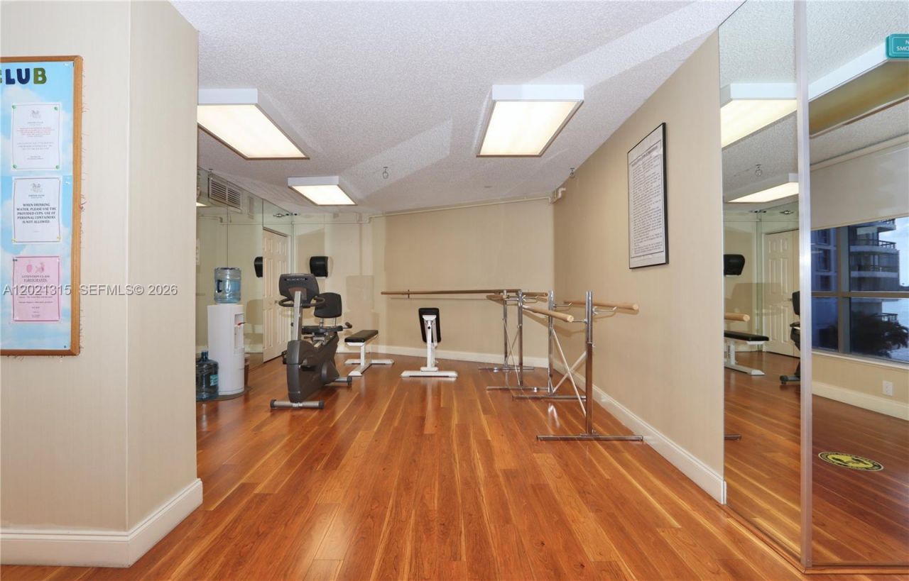 3530 Mystic Pointe Dr , Unit 2510, Aventura, FL 33180 Photo
