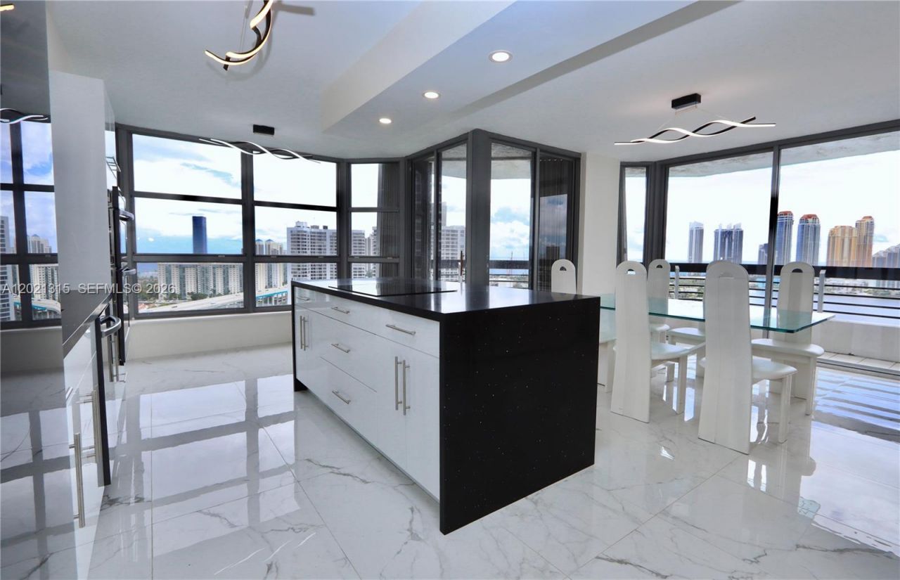 3530 Mystic Pointe Dr , Unit 2510, Aventura, FL 33180 Photo