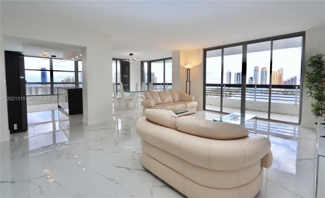 3530 Mystic Pointe Dr , Unit 2510, Aventura, FL 33180 Photo