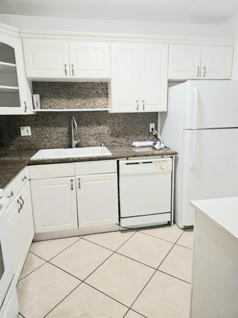 2309 Park Ln , Unit 116, Hollywood, FL 33021 Photo