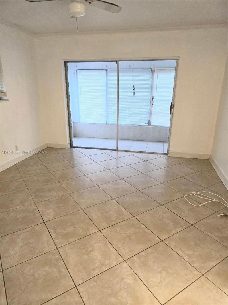 2309 Park Ln , Unit 116, Hollywood, FL 33021 Photo