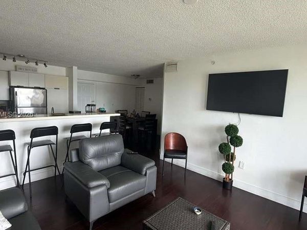 4420 NW 107th Ave , Unit 104, Doral, FL 33178