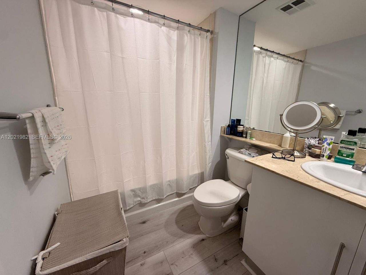 325 S Biscayne Blvd , Unit 2024, Miami, FL 33131 Photo