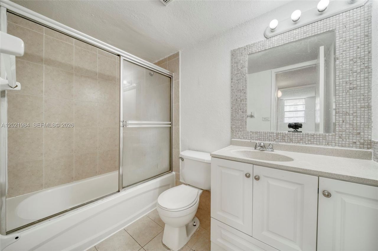 801 NW 47th Ave , Unit 515W, Miami, FL 33126 Photo