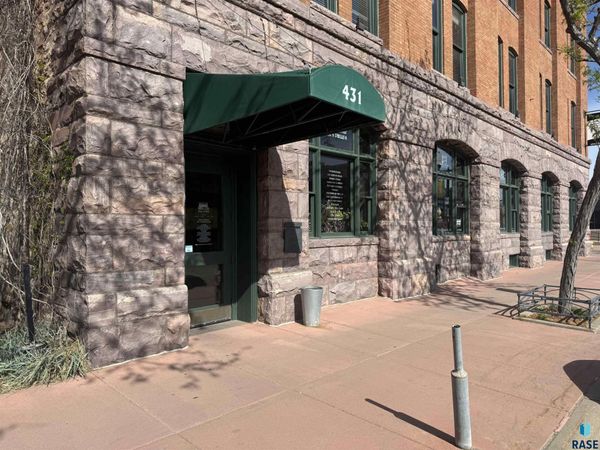 431 N Phillips Ave, Unit 330, Sioux Falls, SD 57104