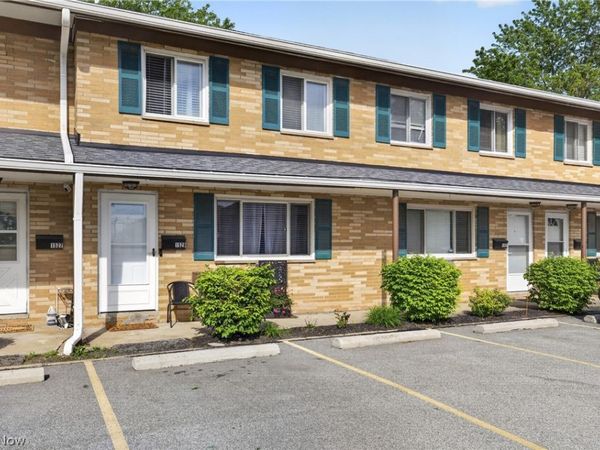1529 Lee Terrace Drive , Wickliffe, OH 44092