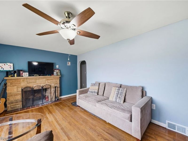 1528 Maryland Avenue, Lorain, OH 44052 Photo 12