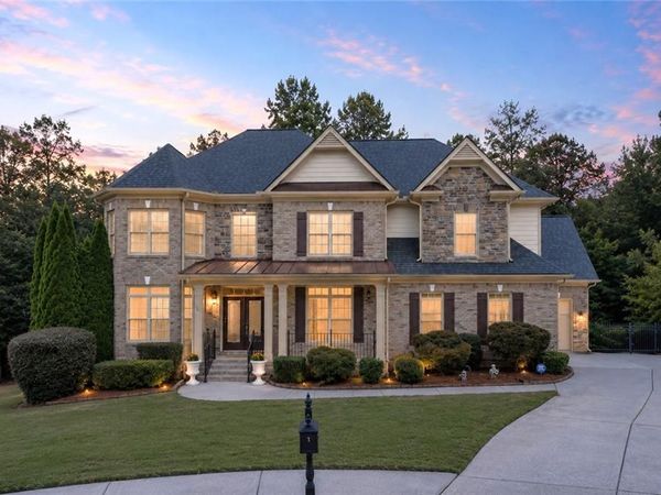 408 Three Branches Court , Woodstock, GA 30188