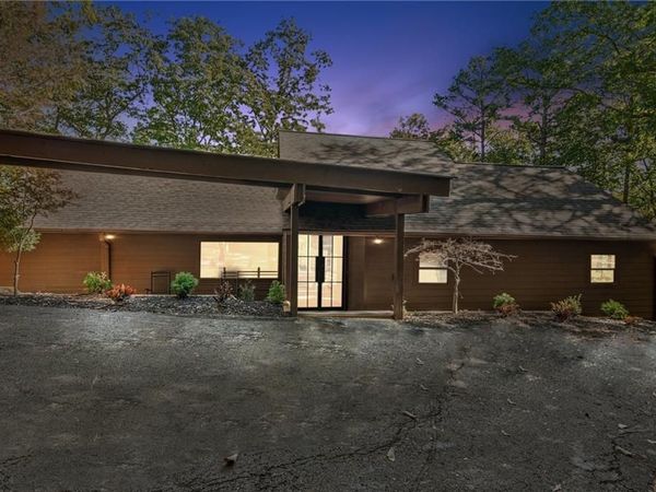 626 Petit ridge dr , Big Canoe, GA 30143