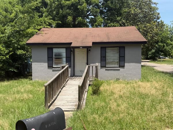 231 Byrnes, Columbus, MS 39701