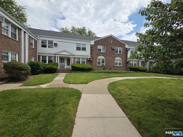 18A Elmwood Court 18A, Unit 18A, ELMWOOD PARK, NJ 07407