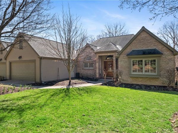 507 Farndale Rd, Pittsburgh, PA 15238