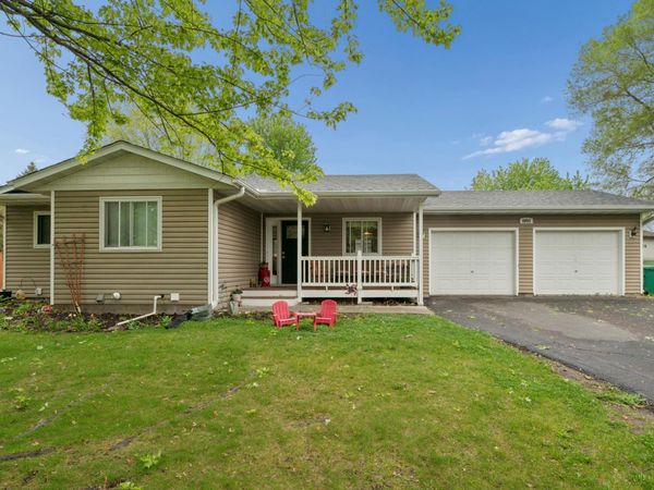 8893 Autumn Oaks Drive, Rockford, MN 55373