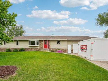 6201 Laurene Avenue, Circle Pines, MN 55014