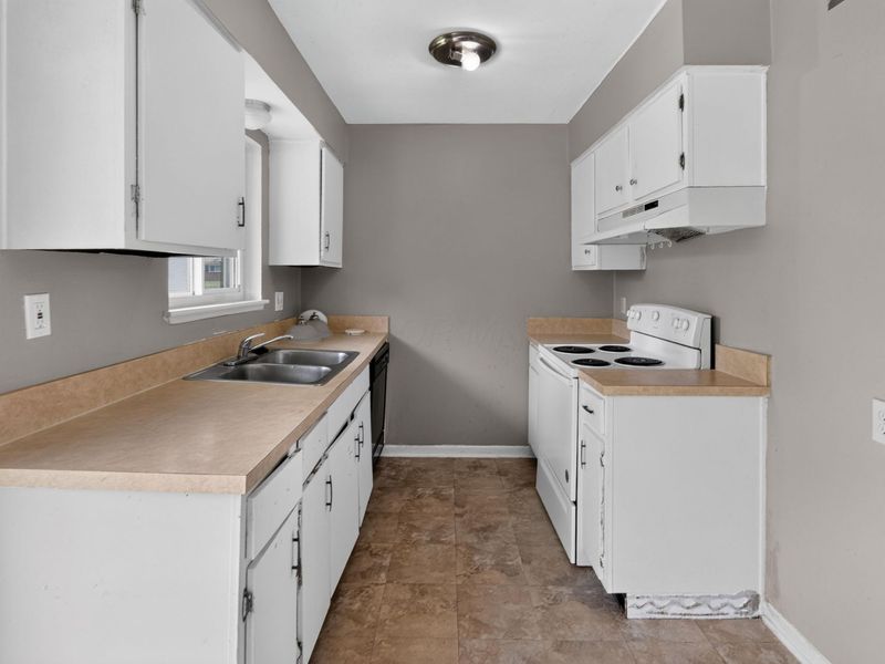 74 Huber Village Boulevard, Westerville, OH 43081 Photo 14