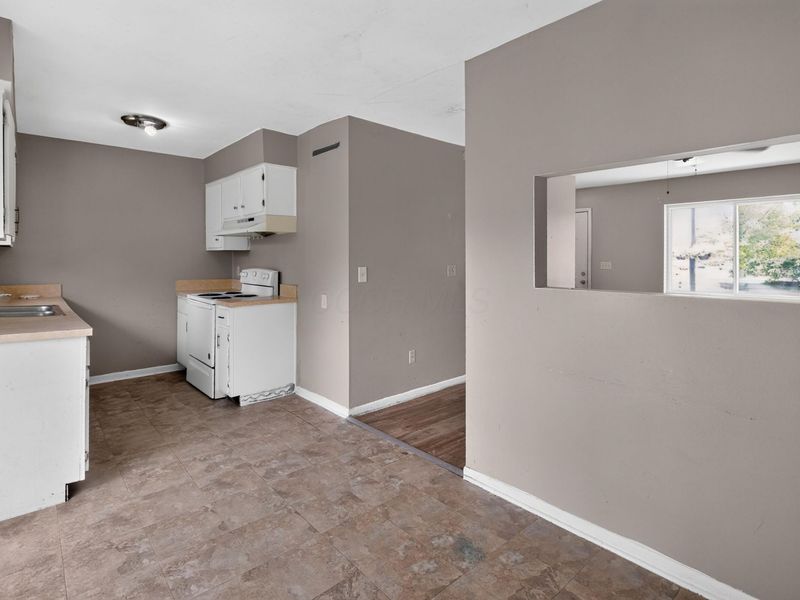 74 Huber Village Boulevard, Westerville, OH 43081 Photo 16