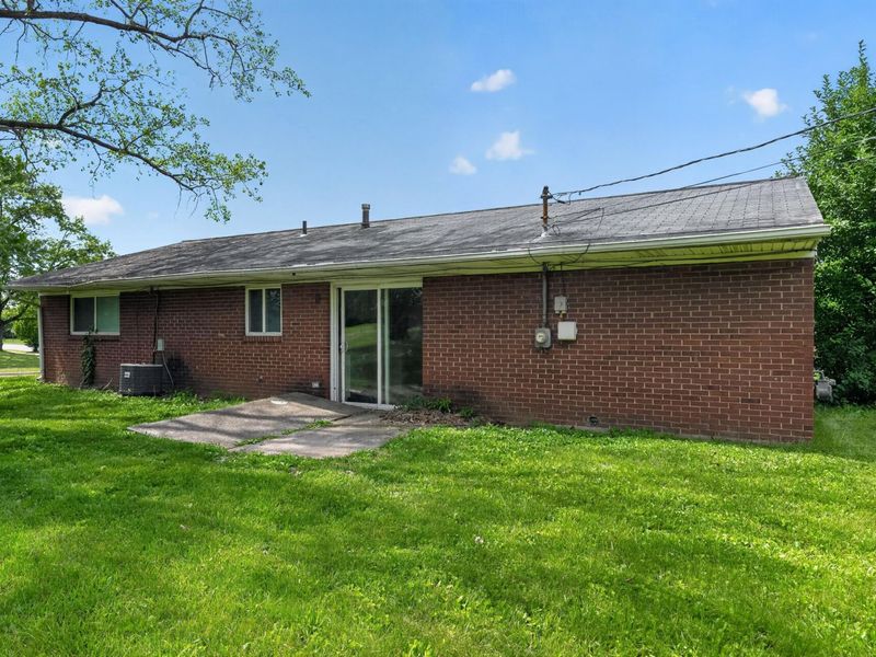 74 Huber Village Boulevard, Westerville, OH 43081 Photo 2