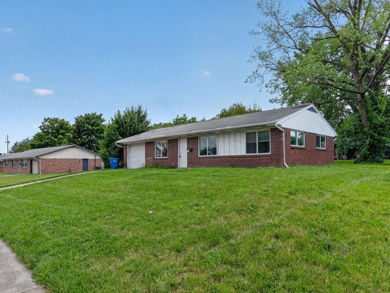 74 Huber Village Boulevard, Westerville, OH 43081 Photo 3