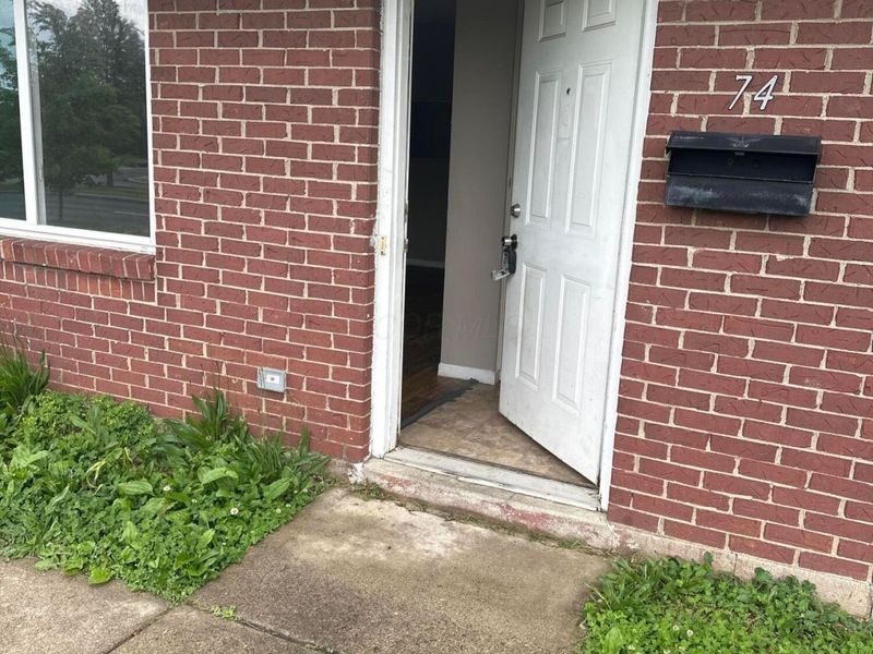 74 Huber Village Boulevard , Westerville, OH 43081 Photo 3