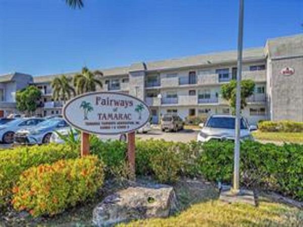 8305 NW 61st Street, Unit C209, Tamarac, FL 33321