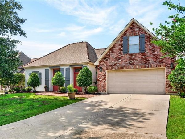 245 CYPRESS LAKES Drive , Slidell, LA 70458